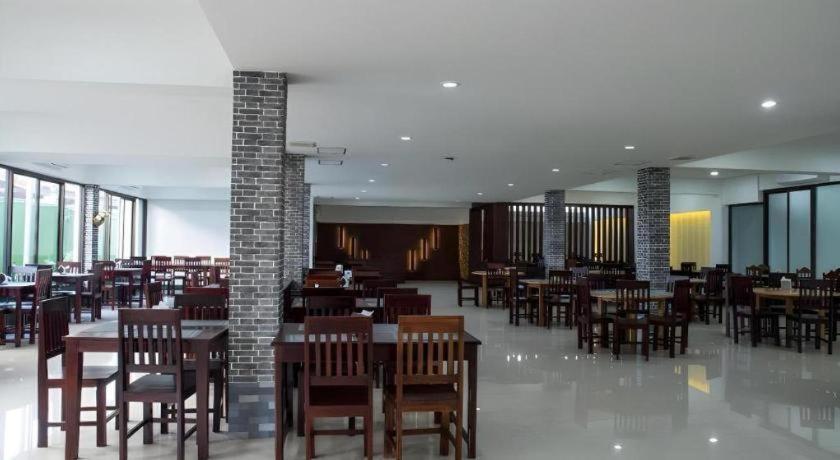 Saysamphanh Hotel Луангпхабанг Экстерьер фото